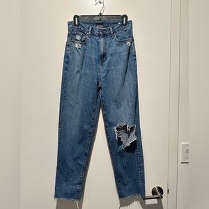 Uniqlo Relaxed Tapered High-Rise Jeans, Size 26. Hella cute.
